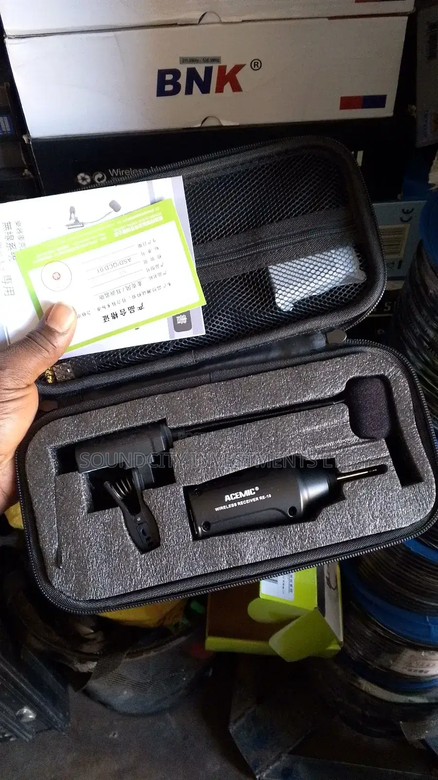 Acemic Saxophone Wireless Microphone.