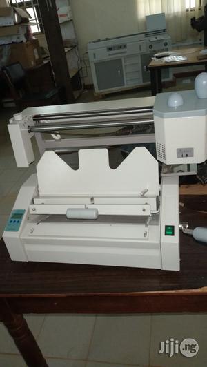Glue Binding Machine (Table Top)