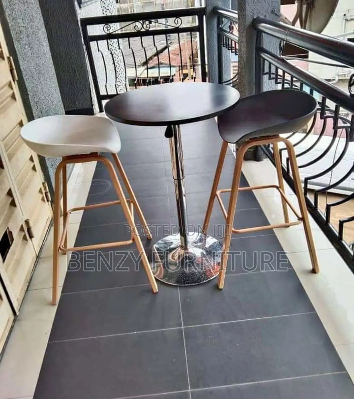 Bar Stools and Table