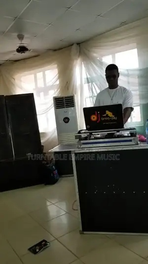 Deejay Bros Jay #Iko-Deno