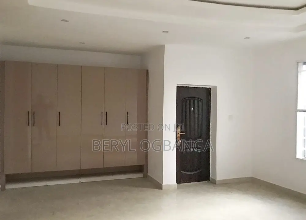 4bdrm Duplex in Ikate for rent