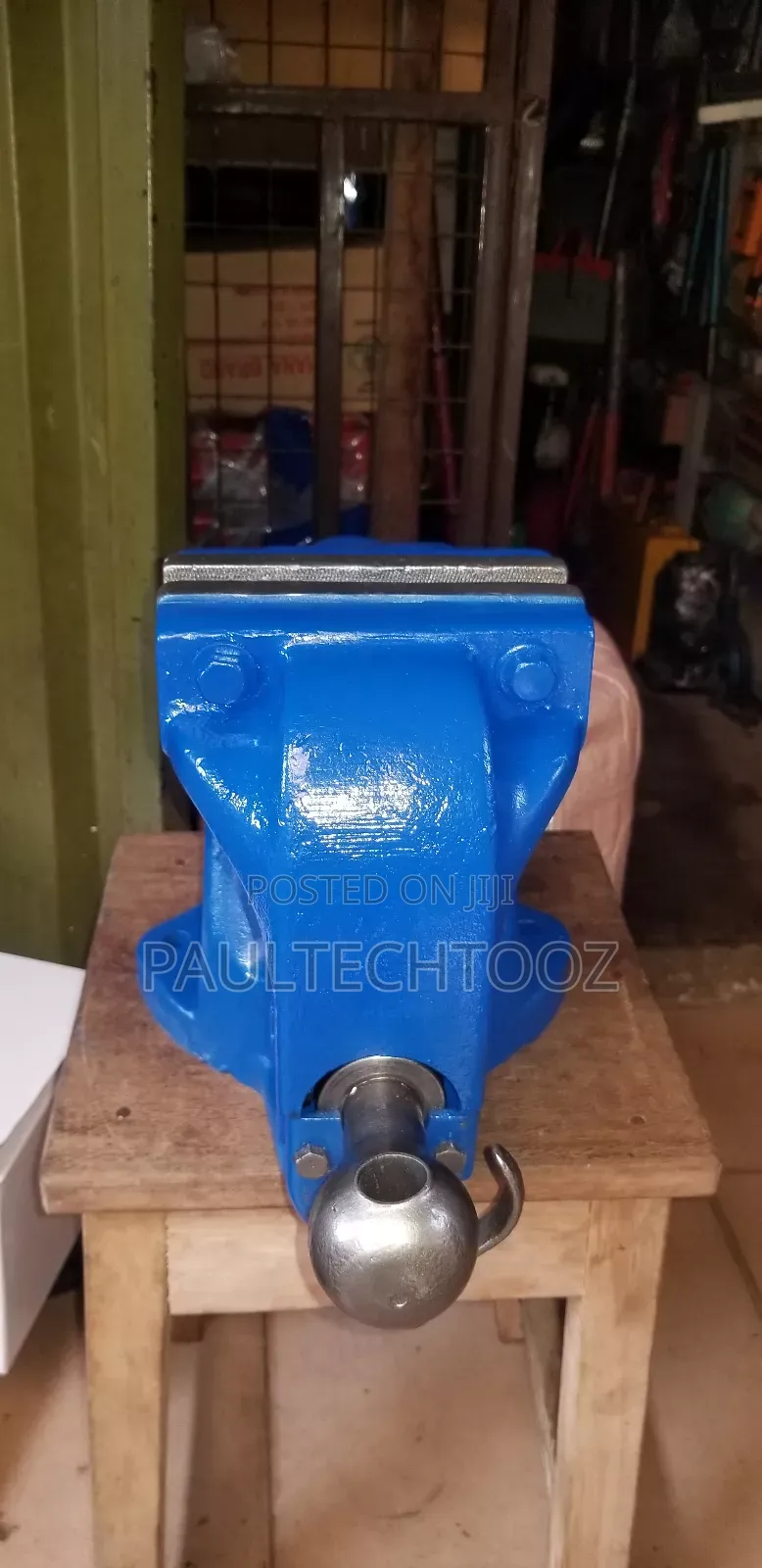 Iron Table Vise