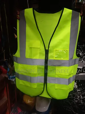 Reflective Jacket With Zip And Pocket