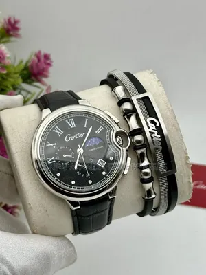 Photo - Cartier Leather Chronograp With Bracelets