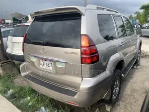 Lexus GX 470 Sport Utility 2006 Gold