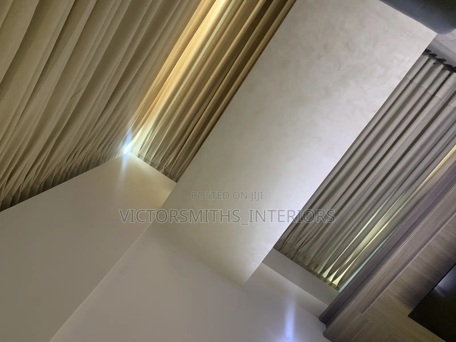 Luxury 3pleating Design Curtains Drep