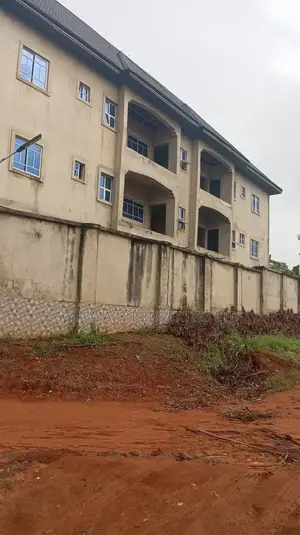 6 Flat of 3 Bedroom Apartment for Sale