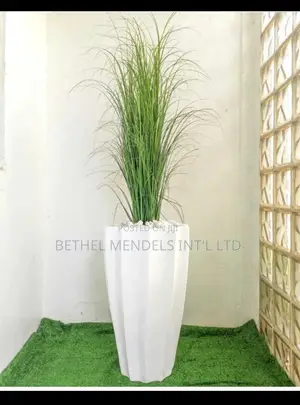 Artificial Grass Plant Potted With Fiberglass Flower Pot