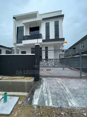 5bdrm Duplex in Ajah for sale