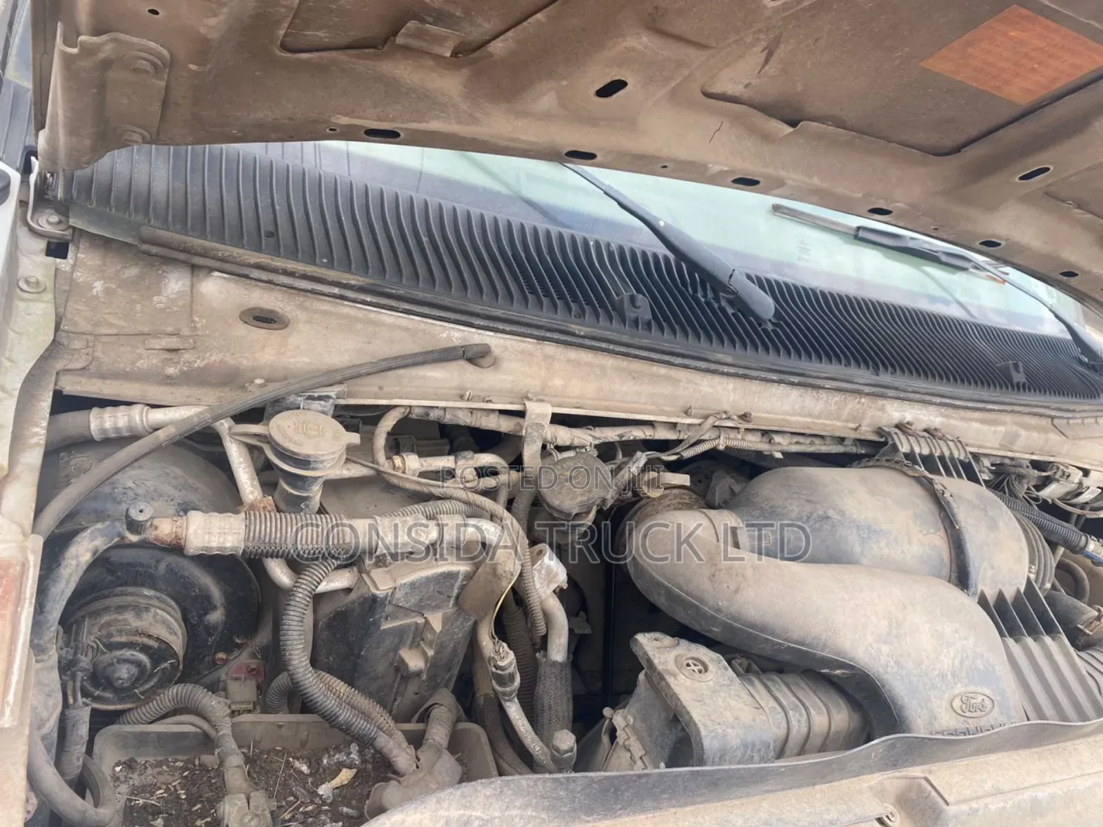 Ford E350 2005 White