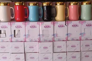Coloured Mug With Mirror Lid