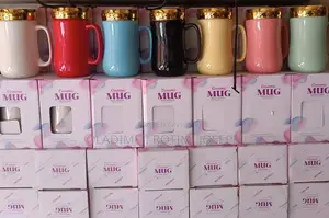 Coloured Mug With Mirror Lid