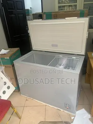 Freshkeeper Hisense REF 390SH 300litres Chest Freezer