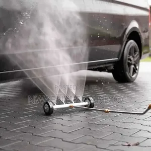 Pressure Gun for Cleaning Under the Car
