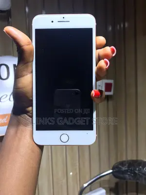 Apple iPhone 8 Plus 64 GB Gold