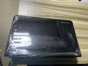 New Laptop Toshiba Satellite C55 4GB Intel Core I5 HDD 320GB