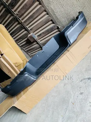 Back Bumper Hilux Grey Colour New One.Direct 2018