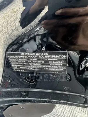New Mercedes-Benz C300 2024 Black