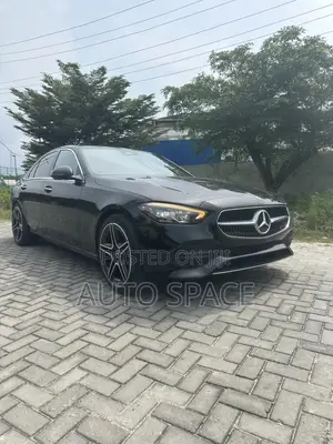 New Mercedes-Benz C300 2024 Black