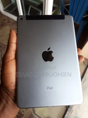 Apple iPad mini 4 128 GB Black