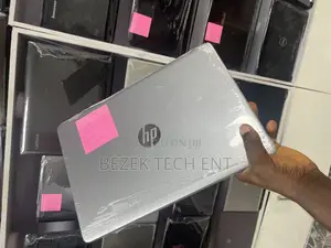 New Laptop HP 250 G8 16GB Intel Core I7 SSD 512GB