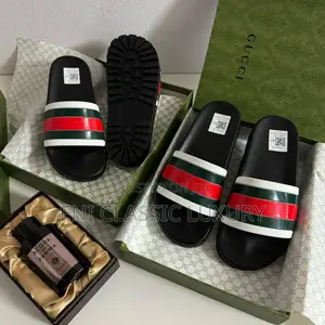 Photo - High Quality Luxury Men's Slides Gucci Available in Store