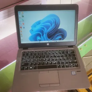 Laptop HP EliteBook 820 G3 8GB Intel Core I7 SSD 256GB