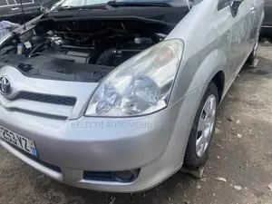 Toyota Corolla Verso 1.6 2007 Silver