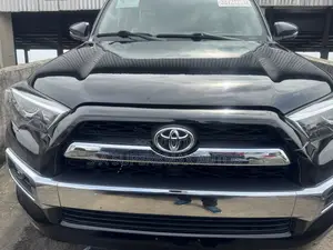 Toyota 4-Runner Limited 4x4 2018 Black