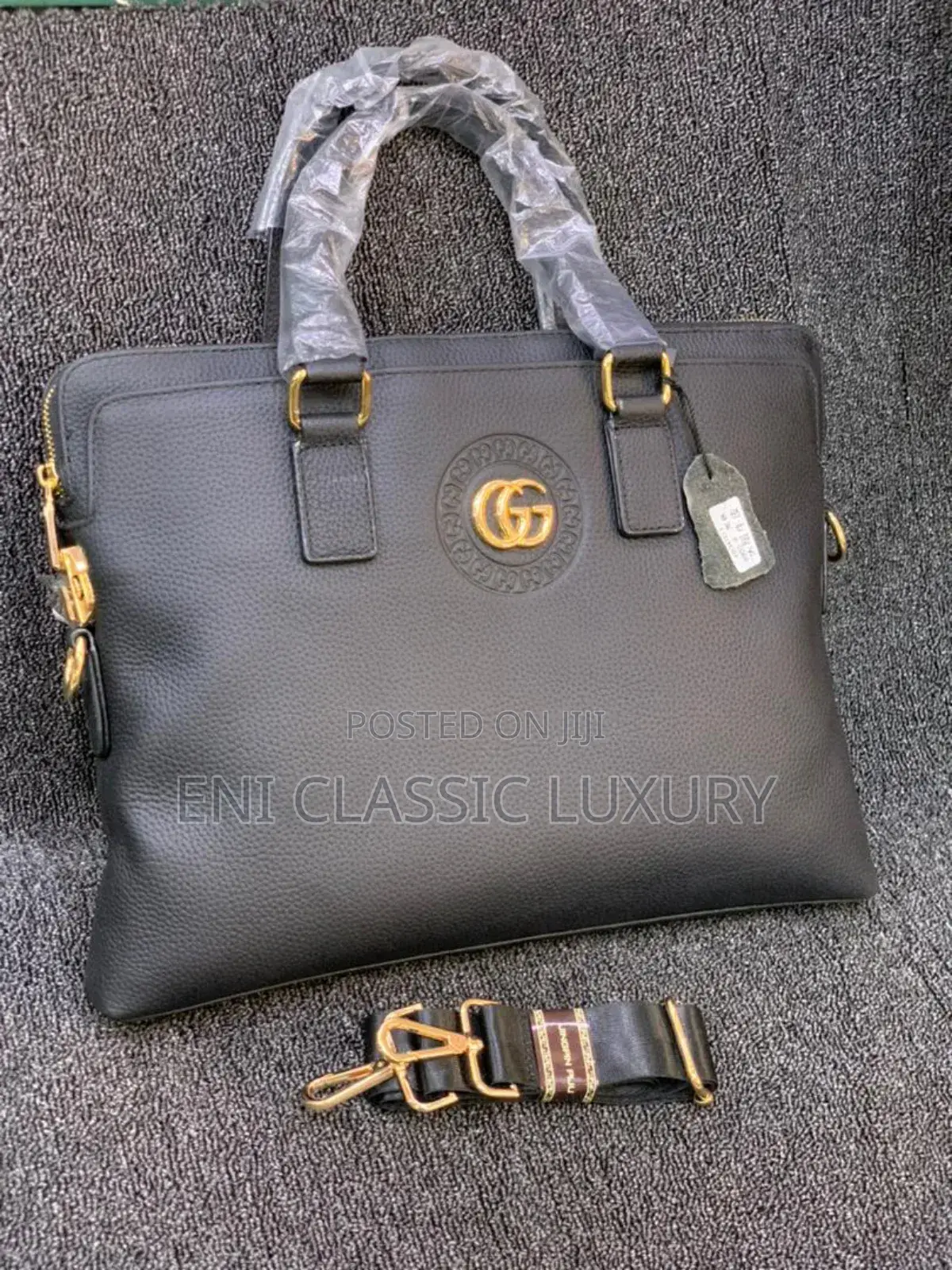 High Quality Luxury Men's Bags Versace Available in Store 