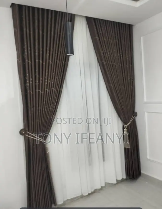 Irish Curtain Dark Brown