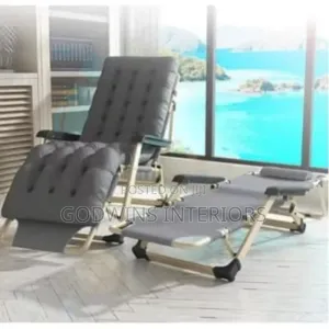 Adjustable Outdoor Relaxing Chair With Cushion