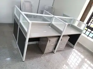 4 Seaters Workstation