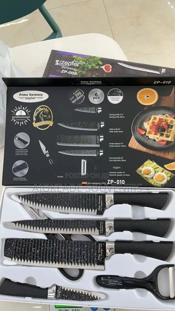 Kitchen Knife Set With Peeler