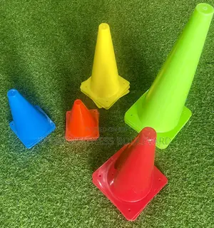 Football Training Cones (Mark Bucket)