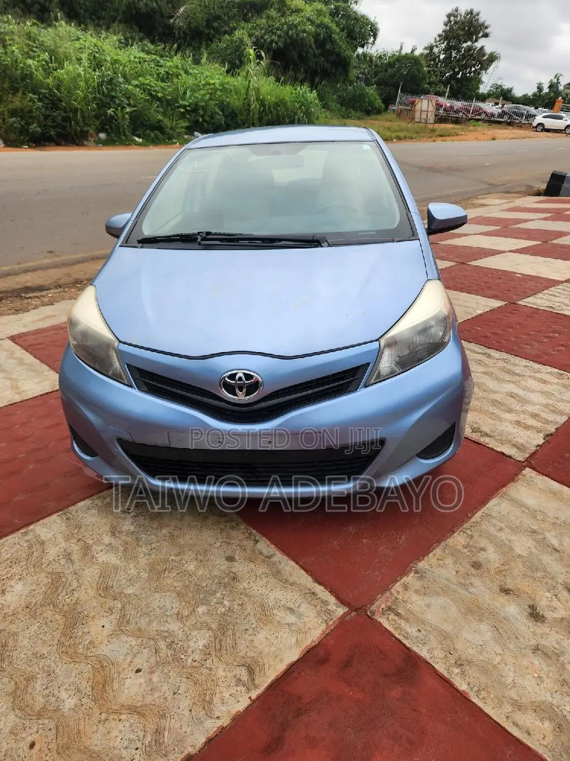 Toyota Yaris 2013 Blue