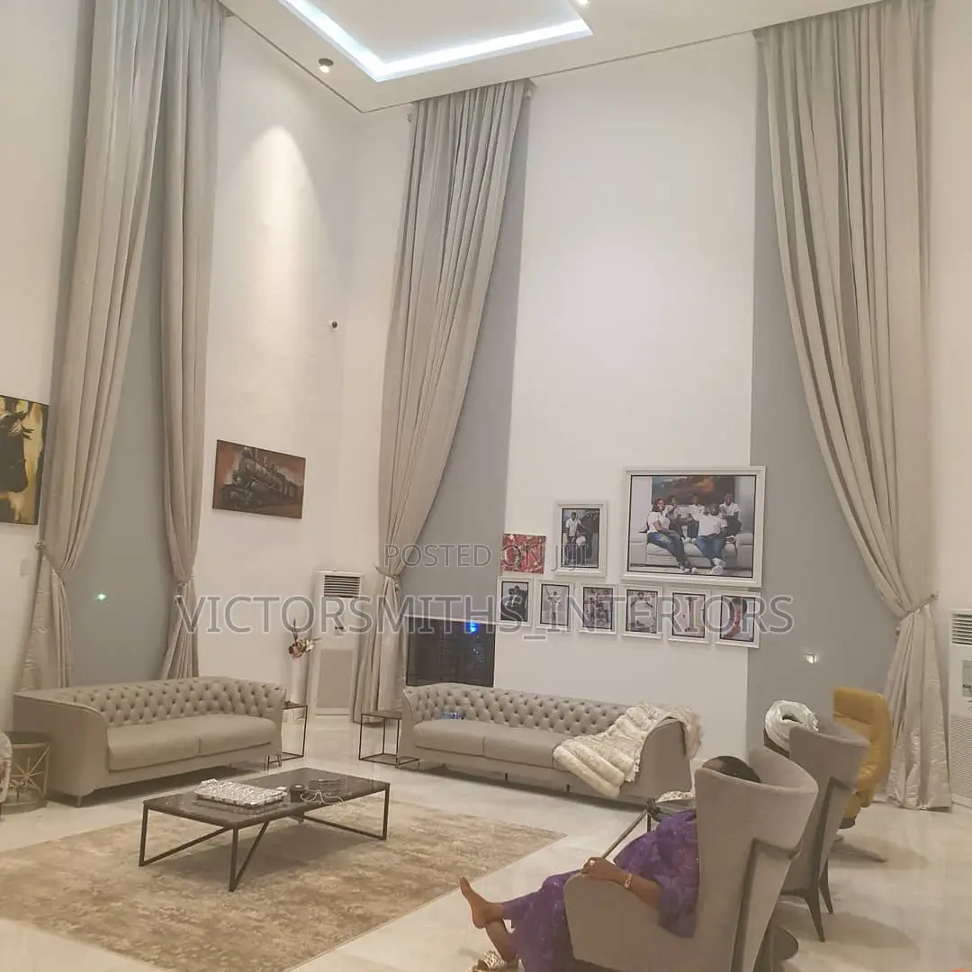 Luxury High Length Curtains Drep With Roller Blinds
