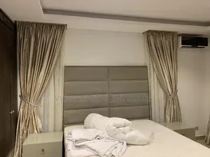 Master Bedroom Curtains Drep and Bed