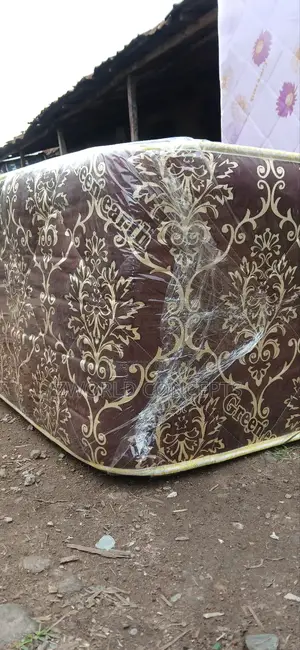 41⁄2 by 8 by 18inches SEMI Orthopaedic Mattress