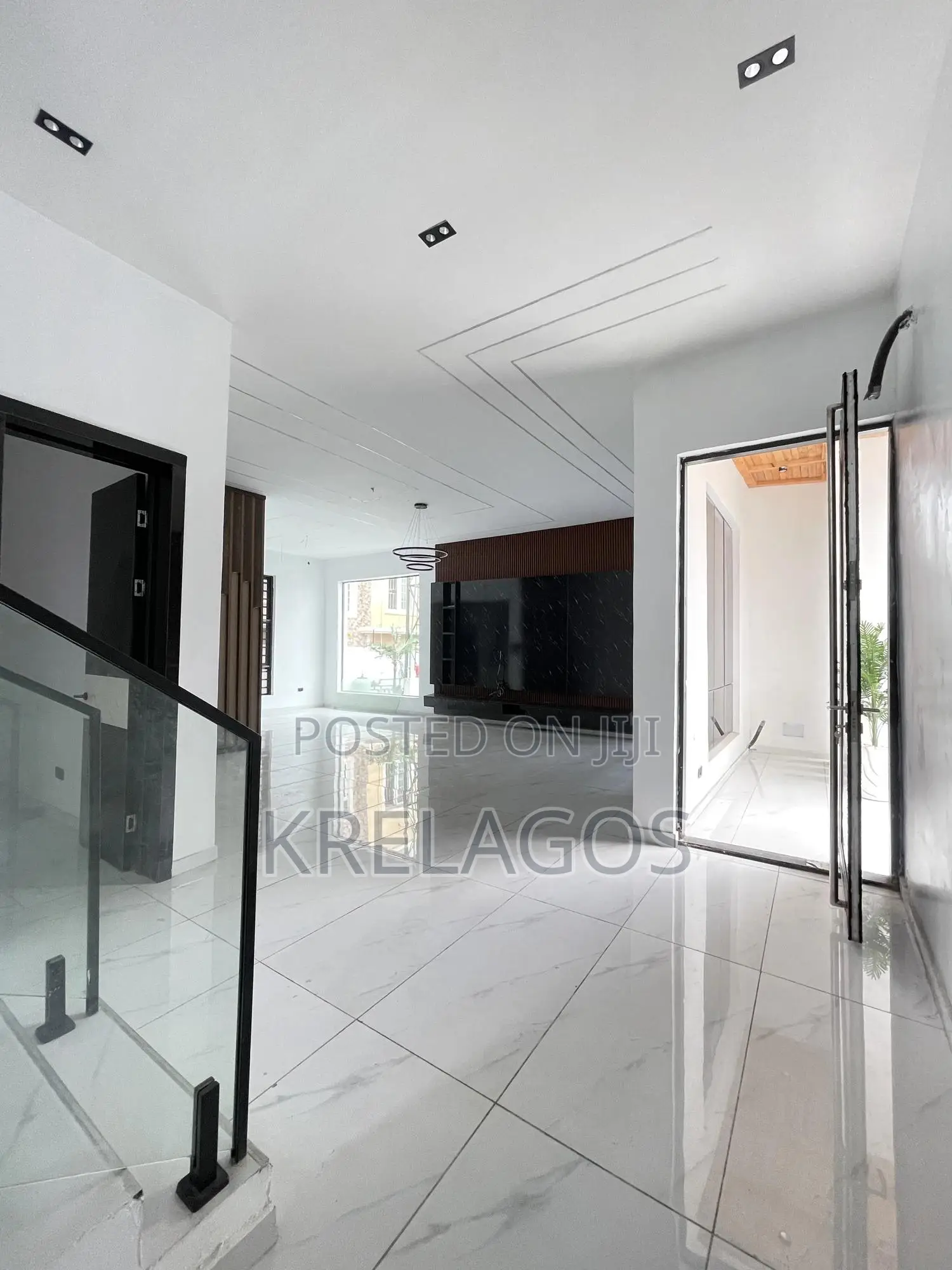 5bdrm Duplex in Ajah for sale