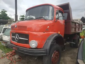 911 Tokunbo Mercedes-Benz Dump Truck 1997 Orange