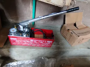 Hand Testing Pump.