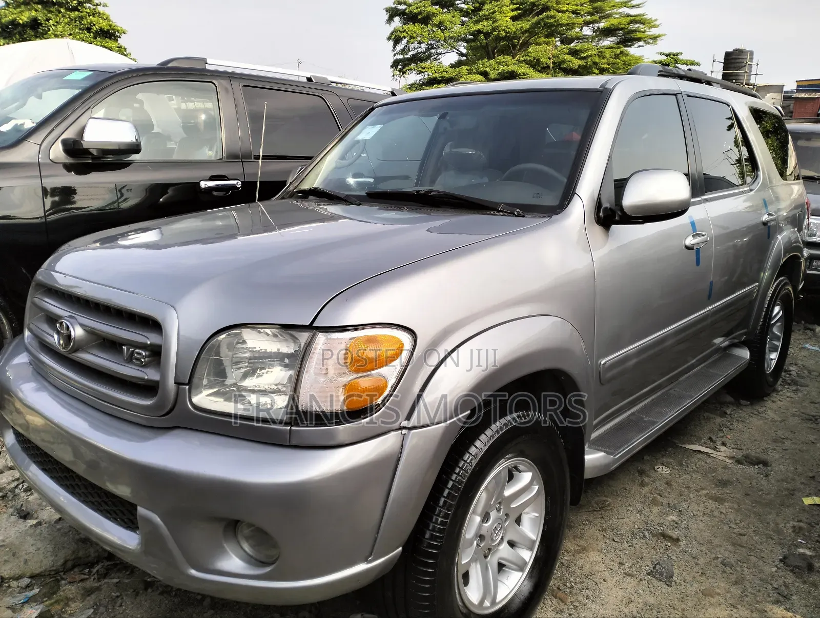 Toyota Sequoia 2004 Silver