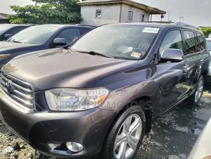 Toyota Highlander 2010 Gray