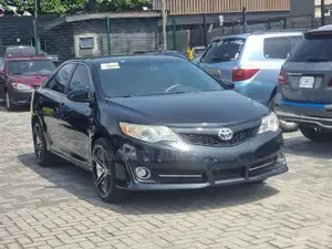 Toyota Camry LE 4dr Sedan (2.5L 4cyl 6A) 2012 Black