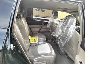 Toyota Highlander Limited 2010 Black