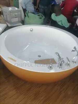 Random Jacuzzis and Bath