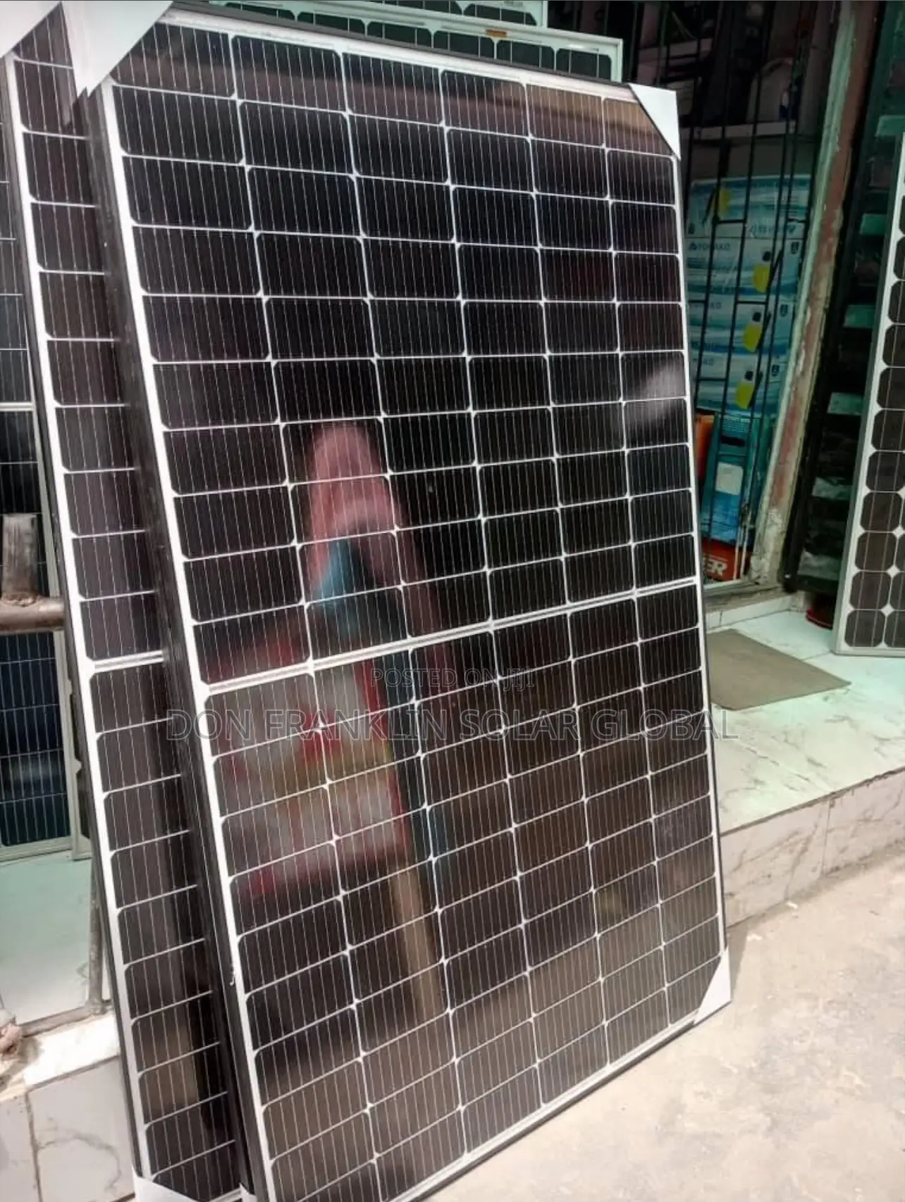 450watts Flame Monocrystalline Solar Panel Flame