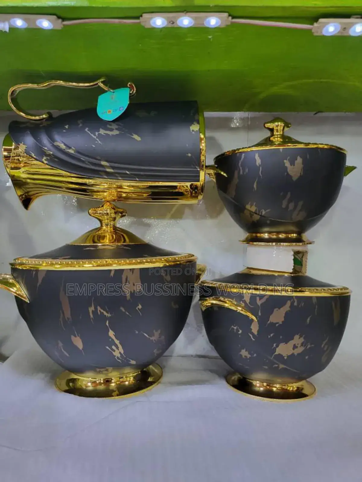 Complete Set Luxury Insulated Dinner Set