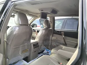 Toyota Highlander Limited 3.5l 4WD 2013 Black